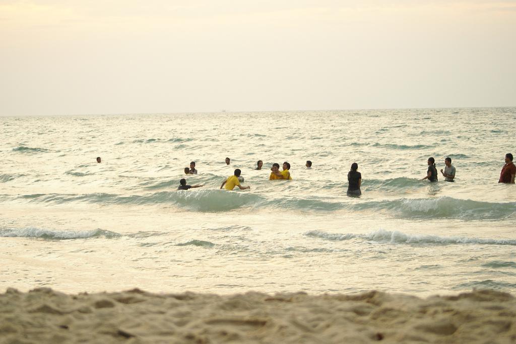 Sea Breeze Jomtien Resort Pattaya Exterior photo